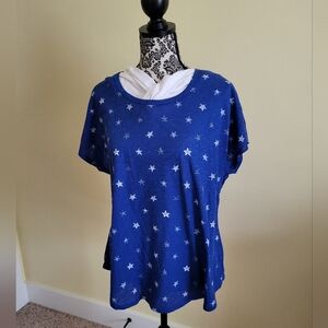 1) NWT Women's Sonoma Top W/Striped Stars. (KOHLS) Never Worn.